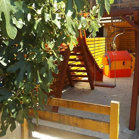 Сasa de vacaciones House Evelin